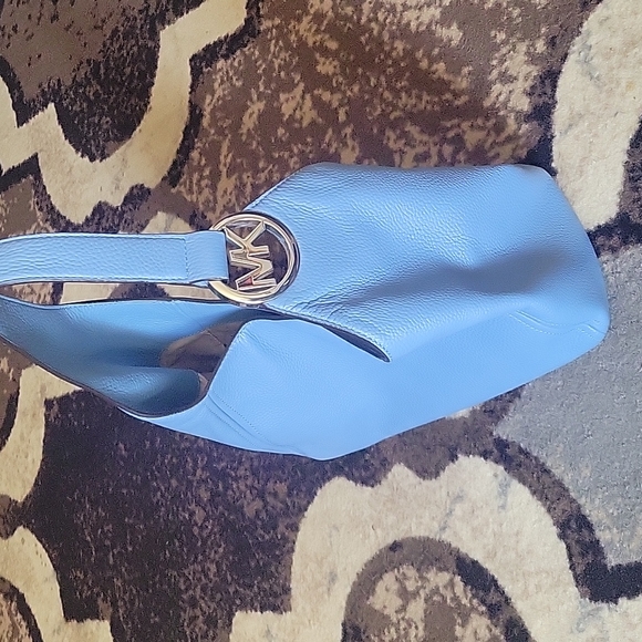 Blue Michael kors purse - Picture 1 of 4